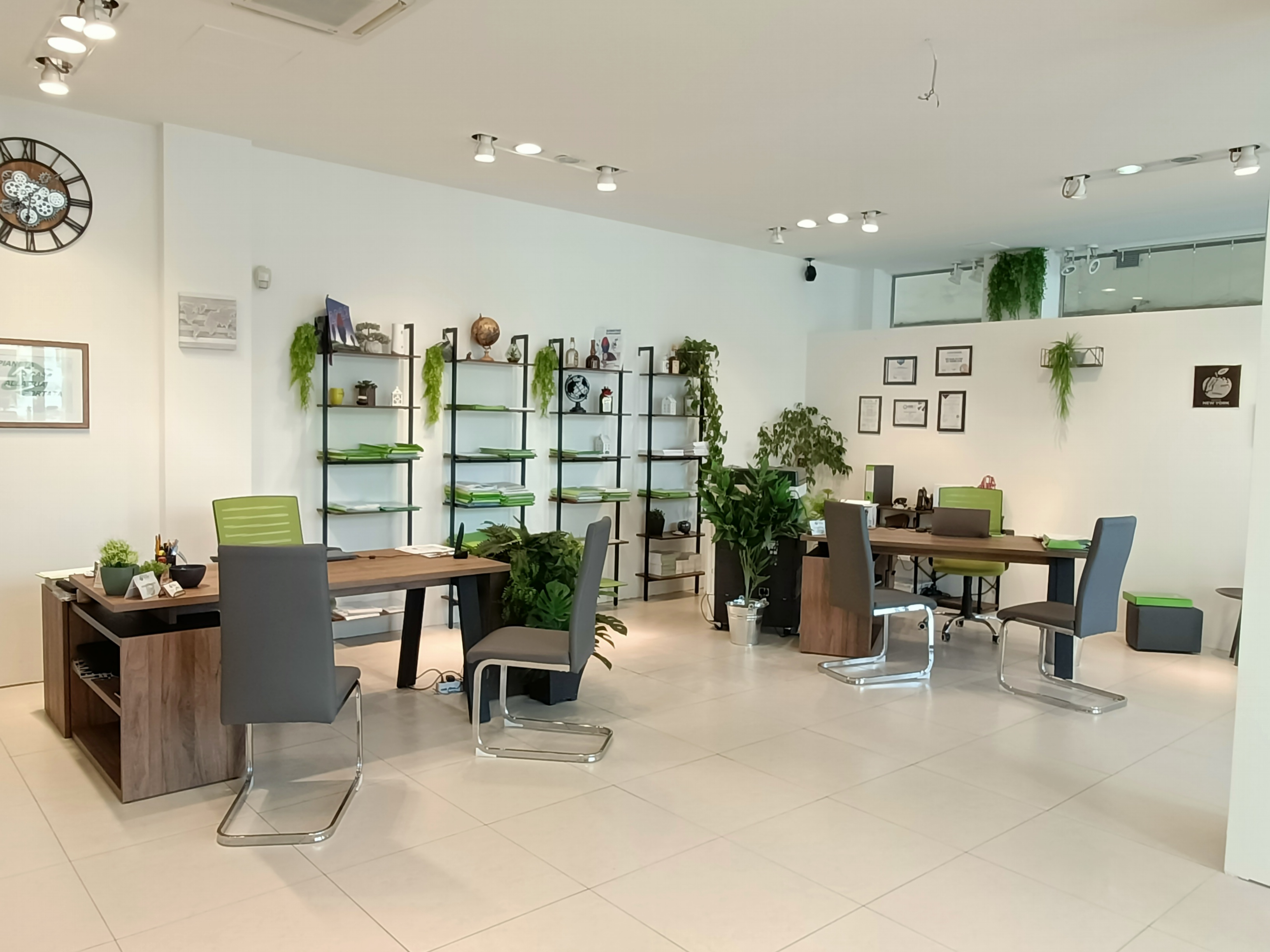 Casa Planet - Soluzioni Immobiliari - Servizi